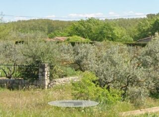 Terrain 572 m² La roque-d'anthéron