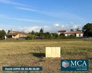  Terrain à vendre 441 m²