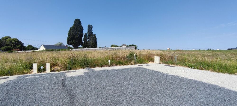 MAISON À CONSTRUIRE DE 56 M² PROCHE DE MAZÉ. À ....
