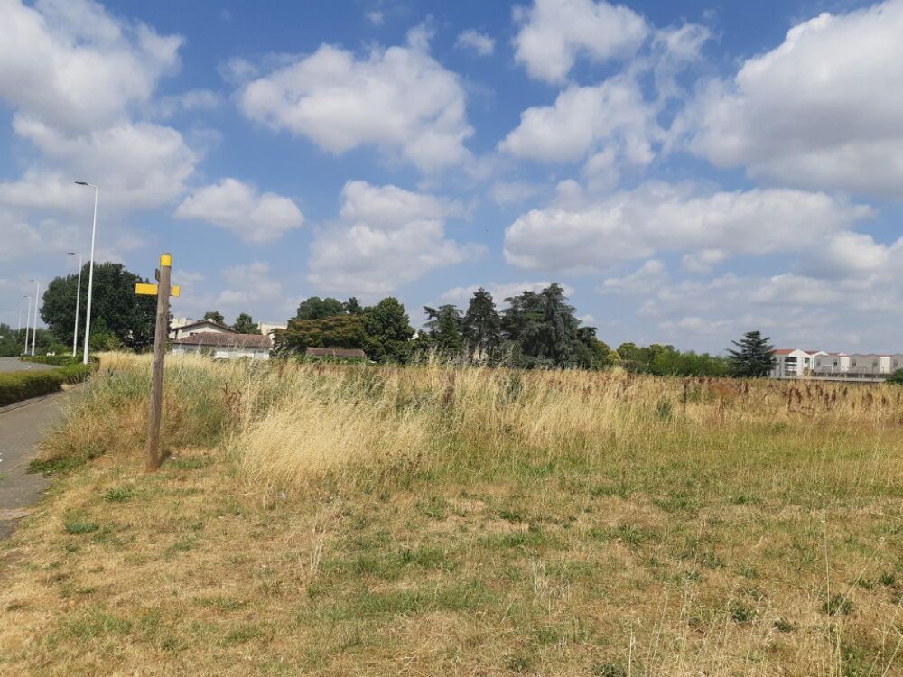"Votre agence Maisons France Confort d'Aucamville vous p....