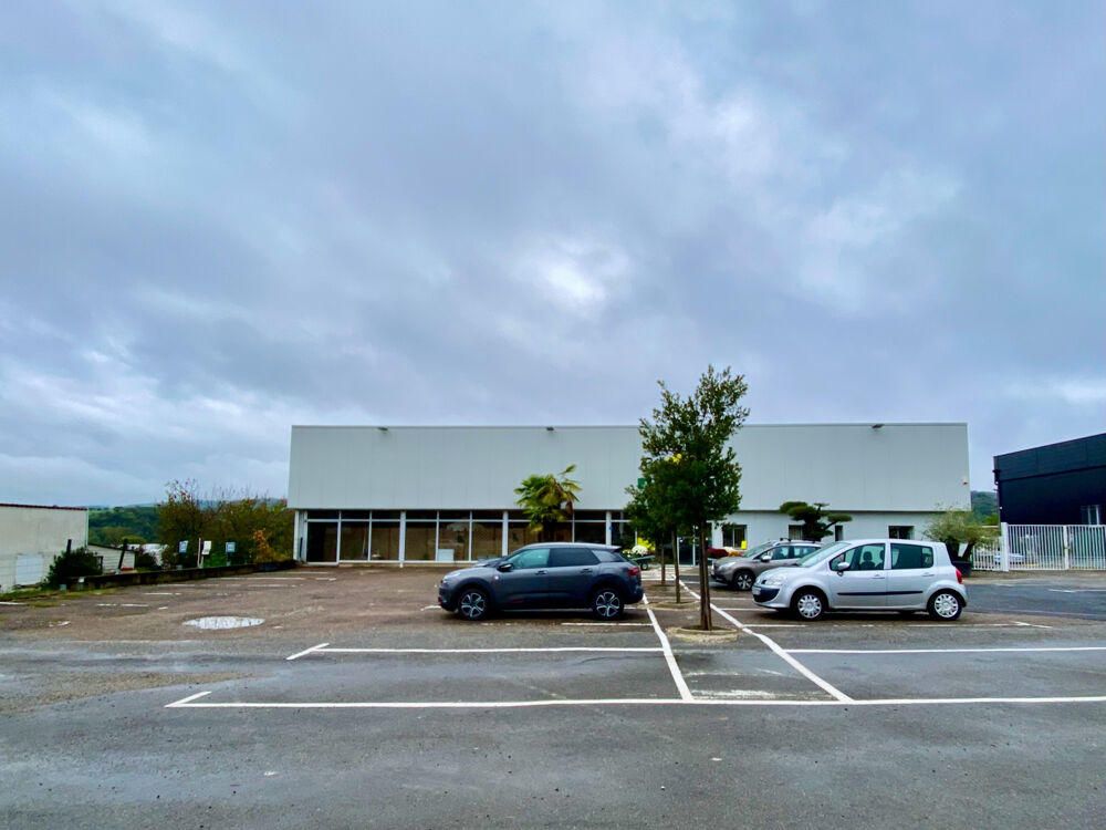   Local commercial de 700 m2 