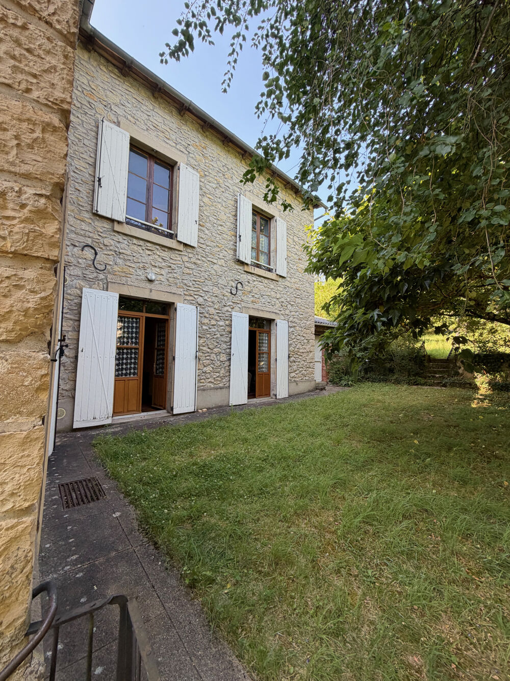 Vente Maison Maison 6 pièces de 135 m2 Villefranche de rouergue