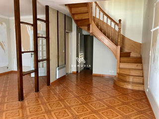  Immeuble à vendre 270 m²