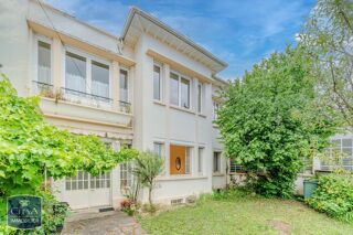  Maison à vendre 7 pièces 196 m²