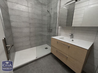  Appartement à vendre 4 pièces 82 m²