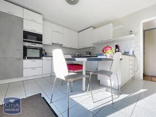  Maison � vendre 6 pi�ces 212 m�