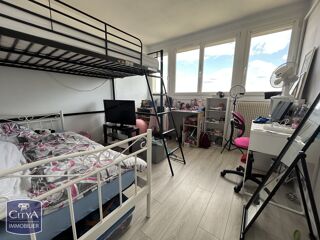  Appartement à vendre 4 pièces 77 m²