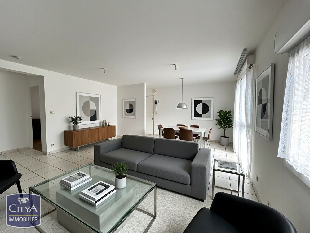 Appartement 3 pièces 67 m² · à Changé · 67 m² · 110 000 €