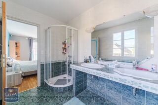  Maison � vendre 6 pi�ces 250 m�