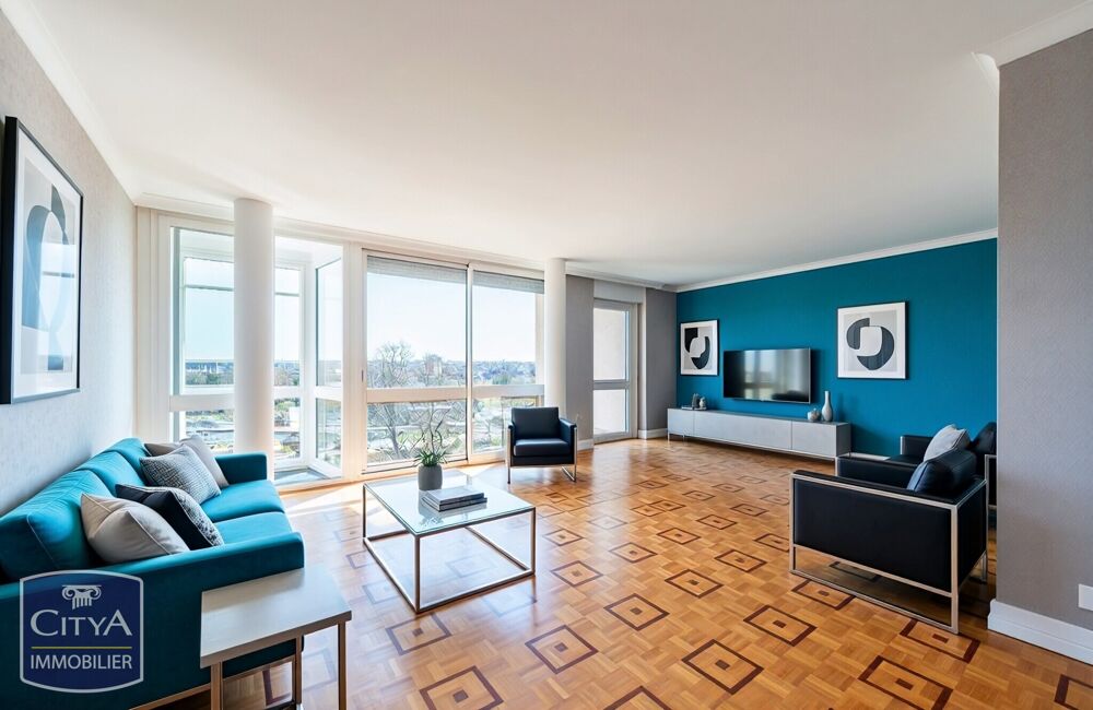 Appartement 4 pièces 110 m² · à Valenciennes · 110 m² · 166 000 €