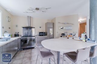  Maison � vendre 6 pi�ces 250 m�