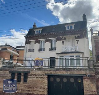  Maison à vendre 10 pièces 246 m²