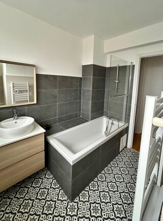  Appartement � vendre 3 pi�ces 77 m�