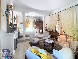 Maison à vendre 10 pièces 302 m²