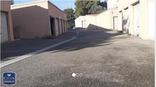  Parking / Garage à vendre 