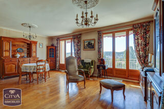 Appartement 5 pièces 107 m² · à Dijon · 107 m² · 185 000 €