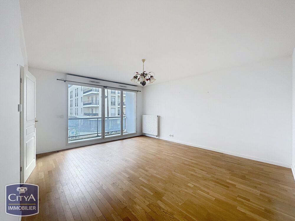 Appartement 4 pièces 81 m² · à Lucé · 81 m² · 142 000 €