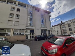  Parking / Garage à vendre 