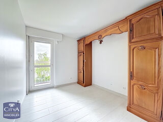  Appartement � vendre 4 pi�ces 79 m�