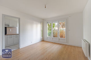 Apartment in Blois, Gare, Centre