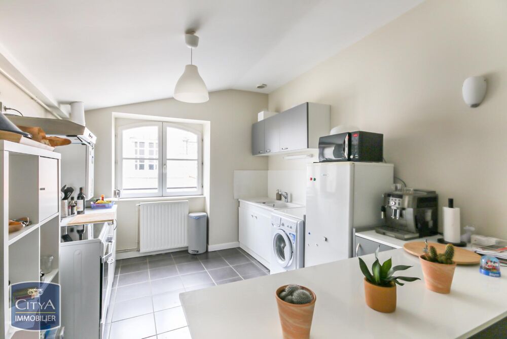 Appartement 4 pièces 95 m² · à Riom · 95 m² · 169 000 €