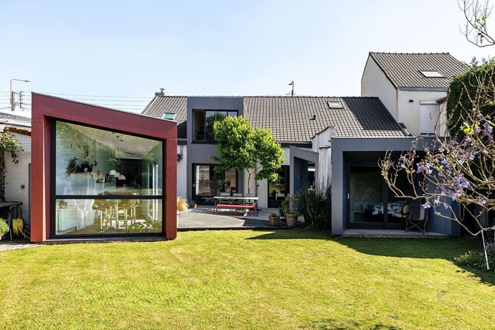 Maison 7 pièces 200 m² · à Villeneuve D Ascq · 200 m² · 789 000 €