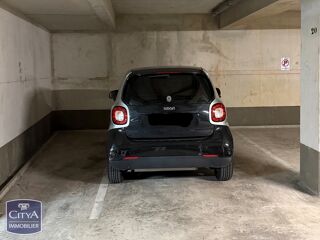  Parking / Garage à vendre 