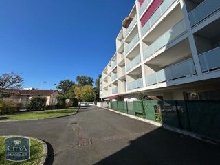  Parking / Garage à vendre 