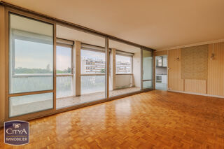  Appartement à vendre 4 pièces 77 m²
