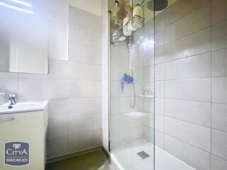  Appartement à vendre 5 pièces 108 m²