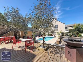  Maison � vendre 15 + pi�ces 365 m�
