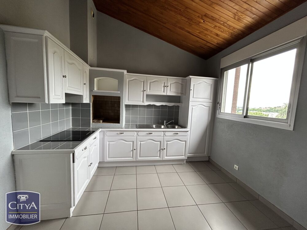Appartement 2 pièces 67 m² · à Saint-Chamond · 67 m² · 75 000 €