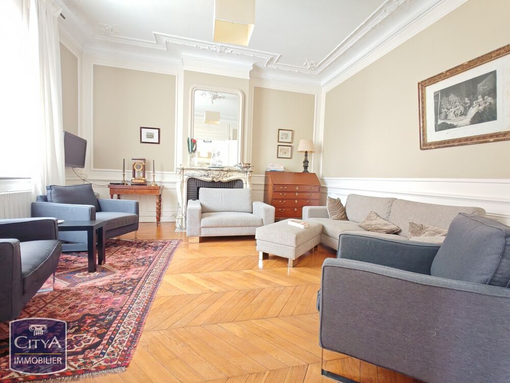 Maison 11 pièces 227 m² · à Arras · 227 m² · 653 000 €