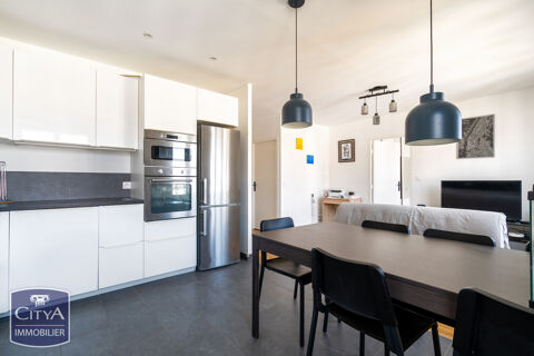 Appartement à vendre 4 pièces 77 m²