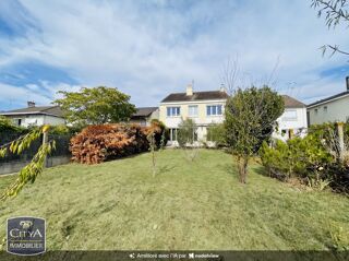  Maison à vendre 11 pièces 185 m²