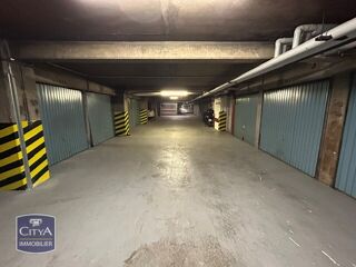  Parking / Garage à vendre 15 m²