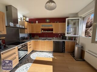  Appartement à vendre 5 pièces 148 m²
