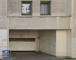  Parking / Garage à vendre 