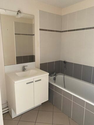  Appartement � vendre 3 pi�ces 63 m�