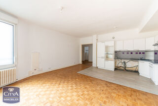  Appartement à vendre 2 pièces 66 m²