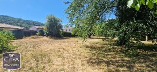  Terrain à vendre 585 m²