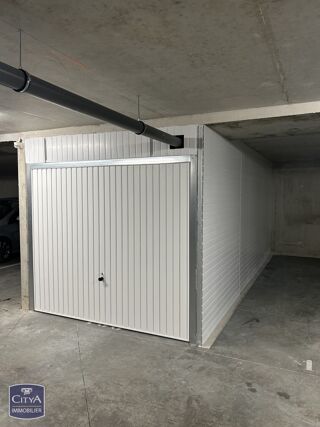  Parking / Garage � vendre 13 m�