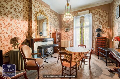  maison Maison - 9 pièce(s) - 230 m²