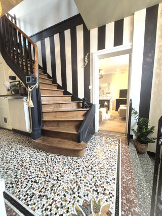  Maison à vendre 10 pièces 183 m²