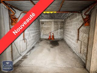  Parking / Garage à vendre 