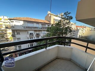 Appartement 2 pièces 46 m² · à Antibes · 46 m² · 264 000 €