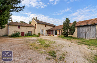 Maison 5 pièces 145 m² · à Chinon · 145 m² · 172 000 €