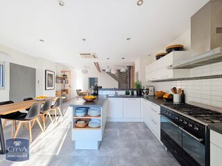  Maison à vendre 9 pièces 260 m²