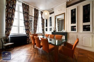  Maison � vendre 7 pi�ces 240 m�