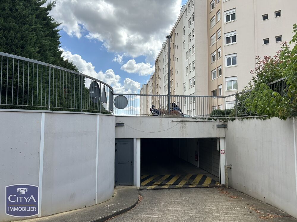 Vente Parking/Garage parking Le mans